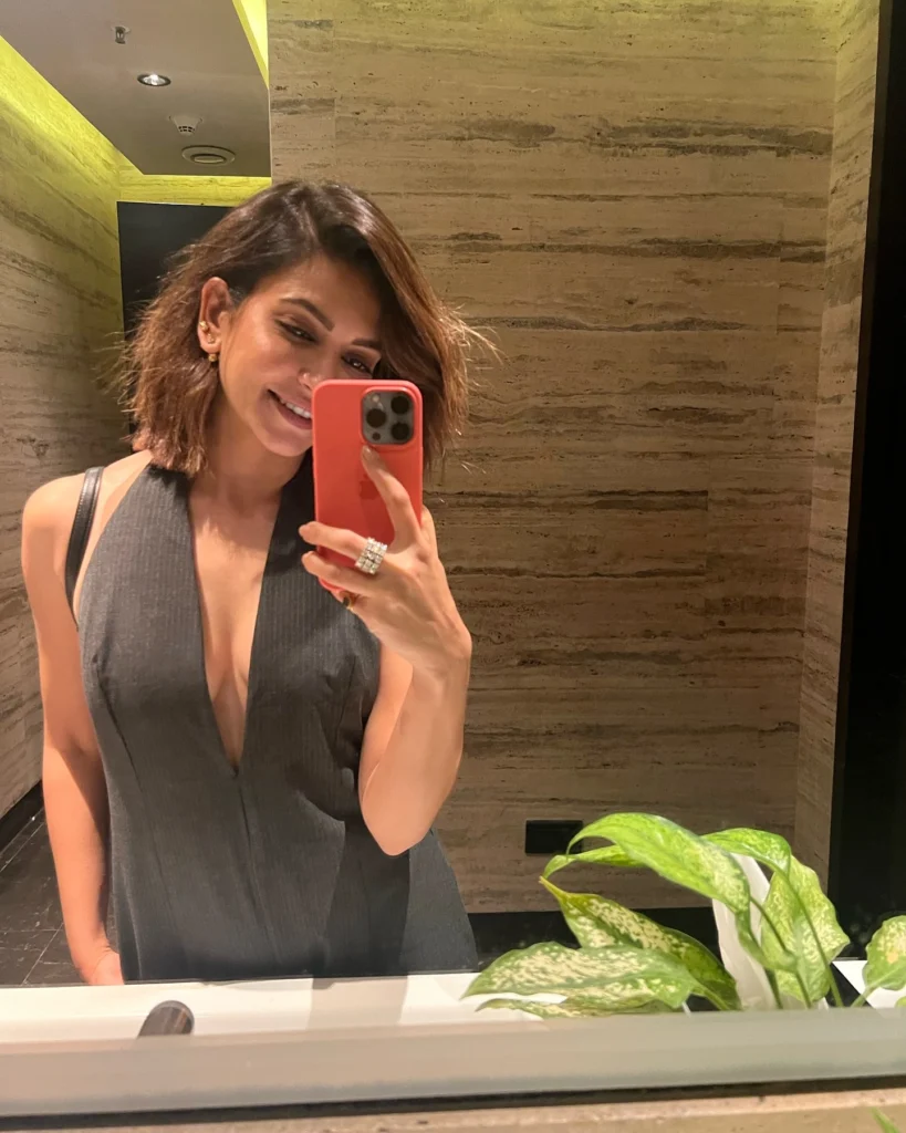 Beautiful Kriti Kharbanda Photos on HOT51 