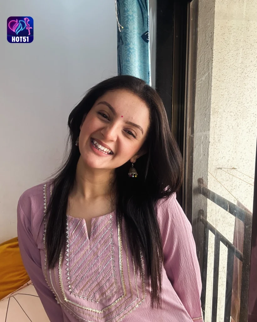  Beautiful Mrinal Navell Photos on HOT51