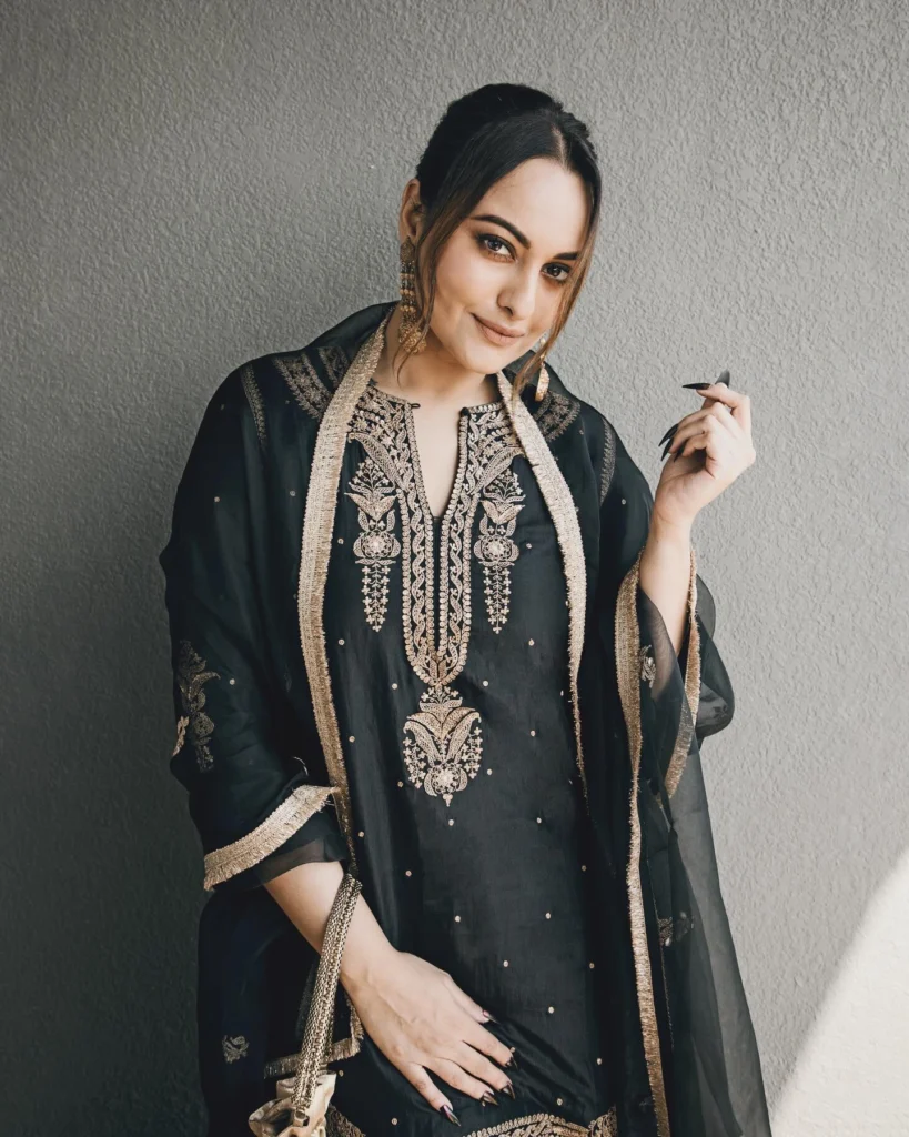 Beautiful Sonakshi Sinha Photos on HOT51