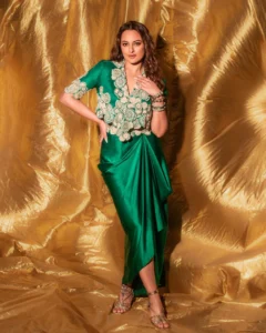 Read more about the article Beautiful Stunning Sonakshi Sinha Photos on HOT51 A Glimpse