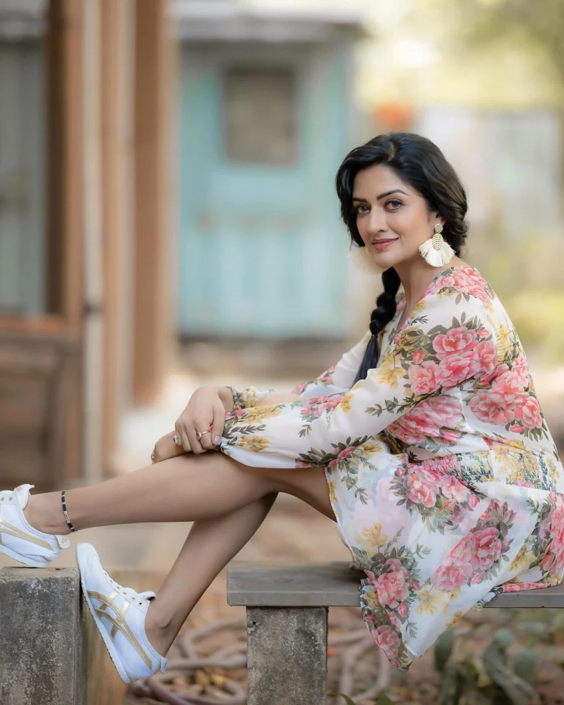 Beautiful Vimala Raman Photos on HOT51 