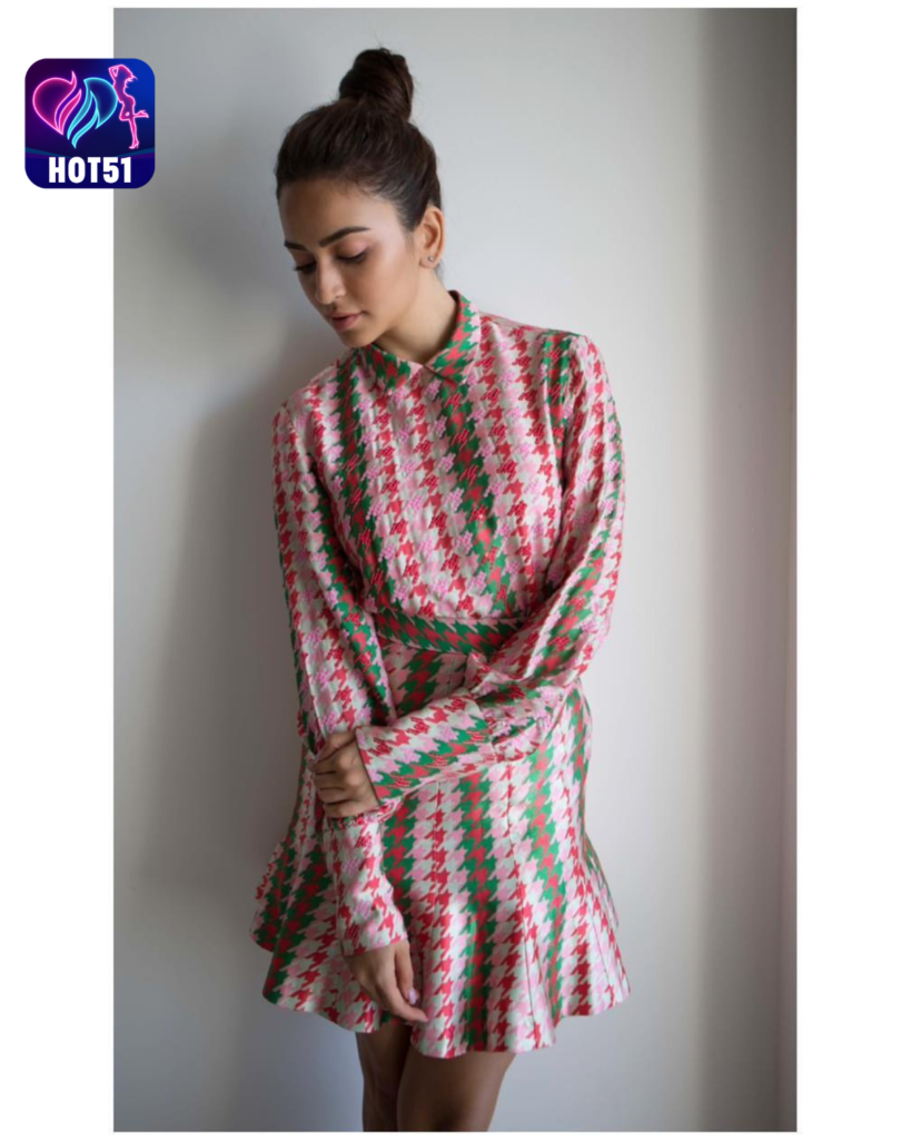  Gorgeous Kriti Kharbanda Photos on HOT51 