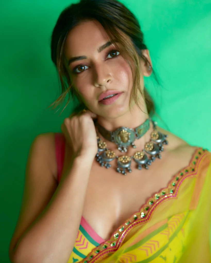 Kriti Kharbanda Photos Hot51 Live Bling Stunning Beauty