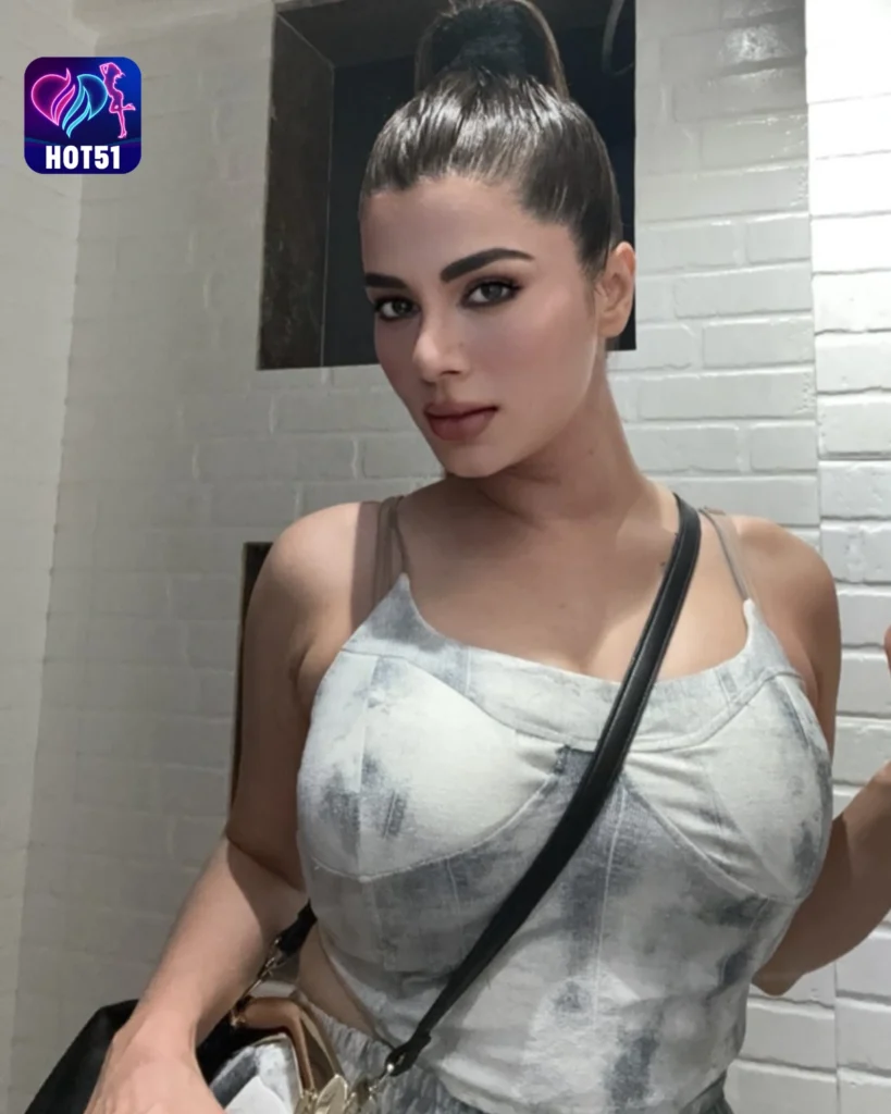  Magandang Aktres ng Pilipinas Kasama si Kainaat Arora sa Hot51