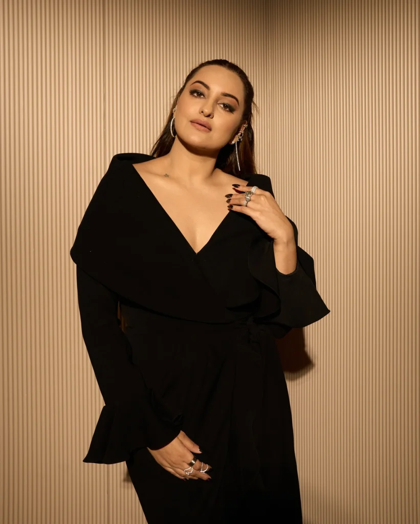 Sonakshi Sinha's Stunning Photos on HOT51
