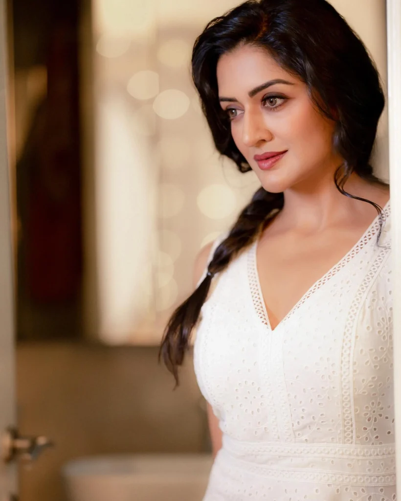  Stunning Vimala Raman Photos on HOT51 A Visual Delight 