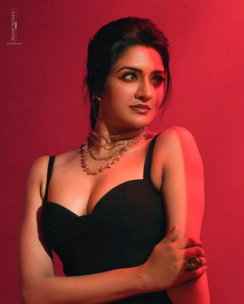  Stunning Vimala Raman Photos on HOT51 Explore Now! 