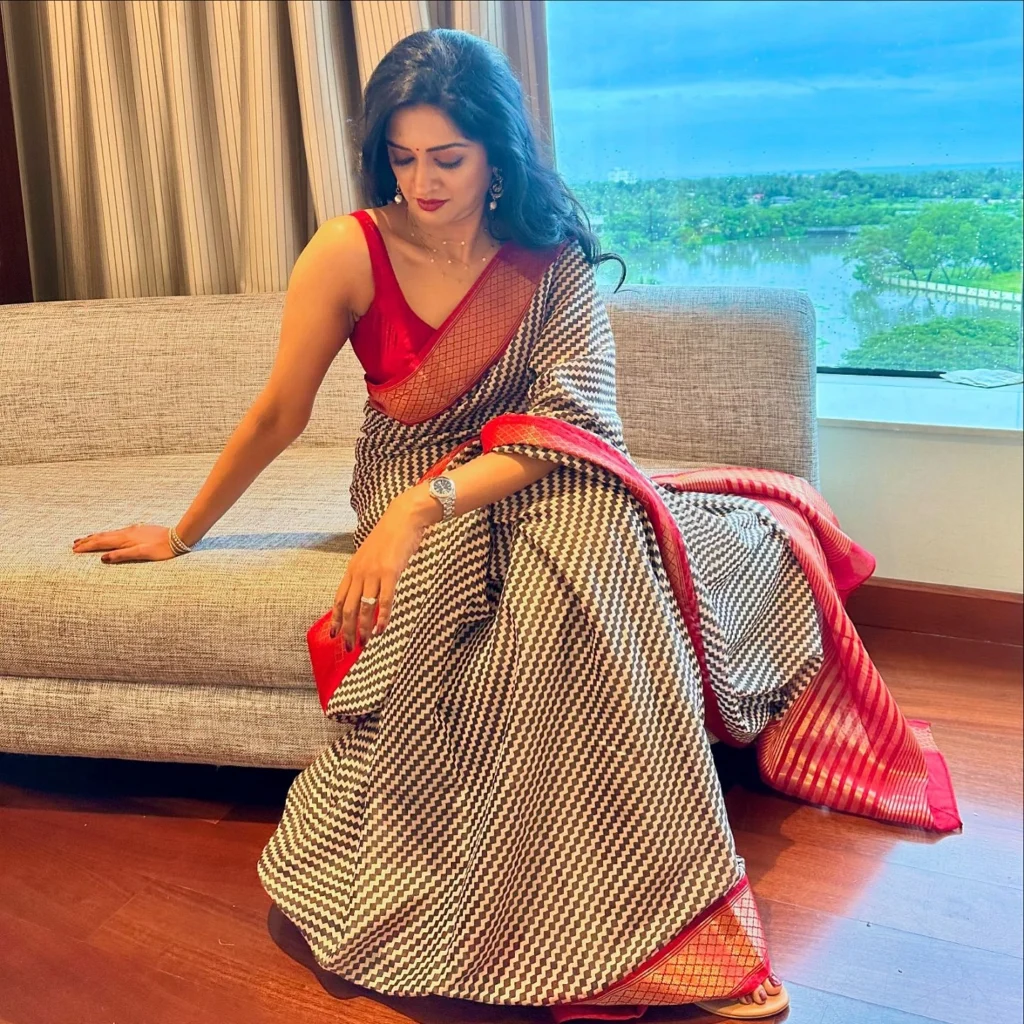 Vimala Raman Photos on HOT51 Beautiful and Hot