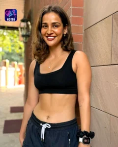 Read more about the article Beautiful Aisha Sharma Photos on HOT51 Stunning Beauty