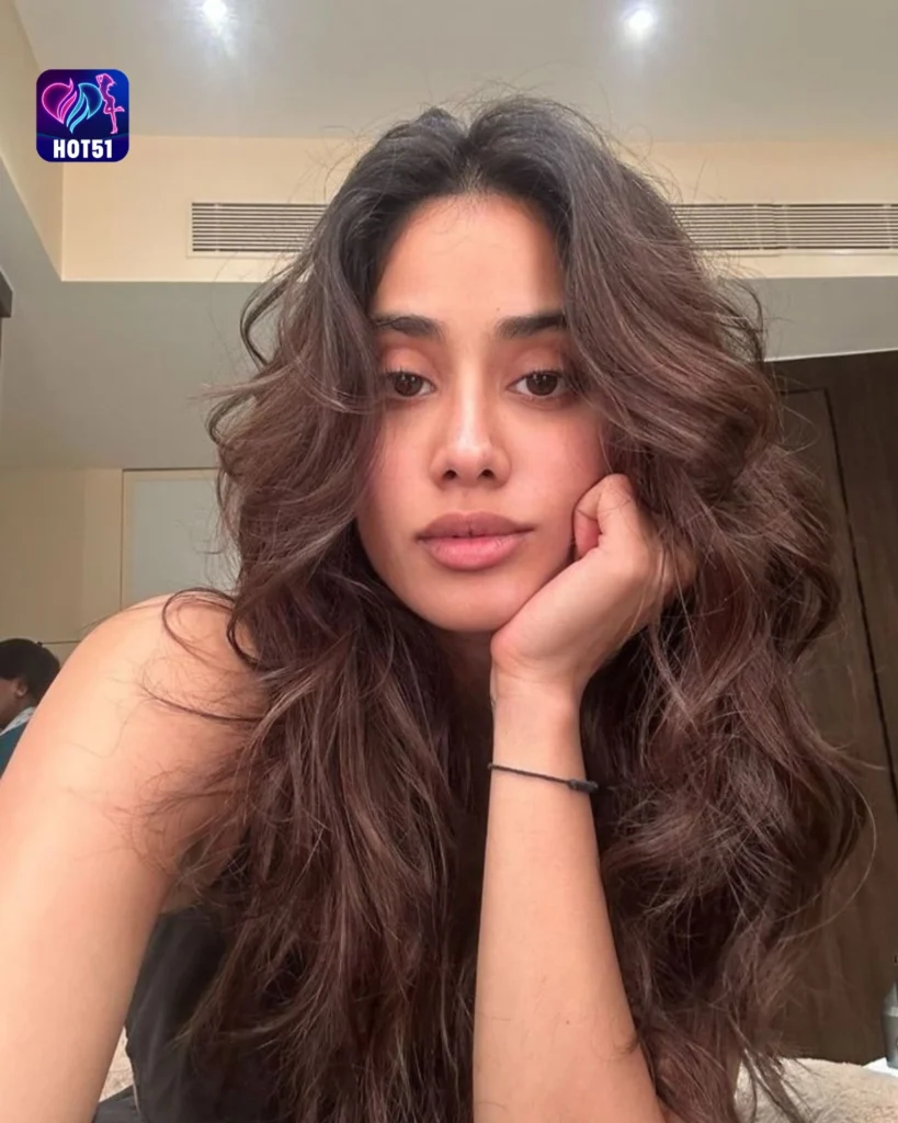  Janhvi Kapoor’s Stunning Photos on HOT51 A Visual Treat 