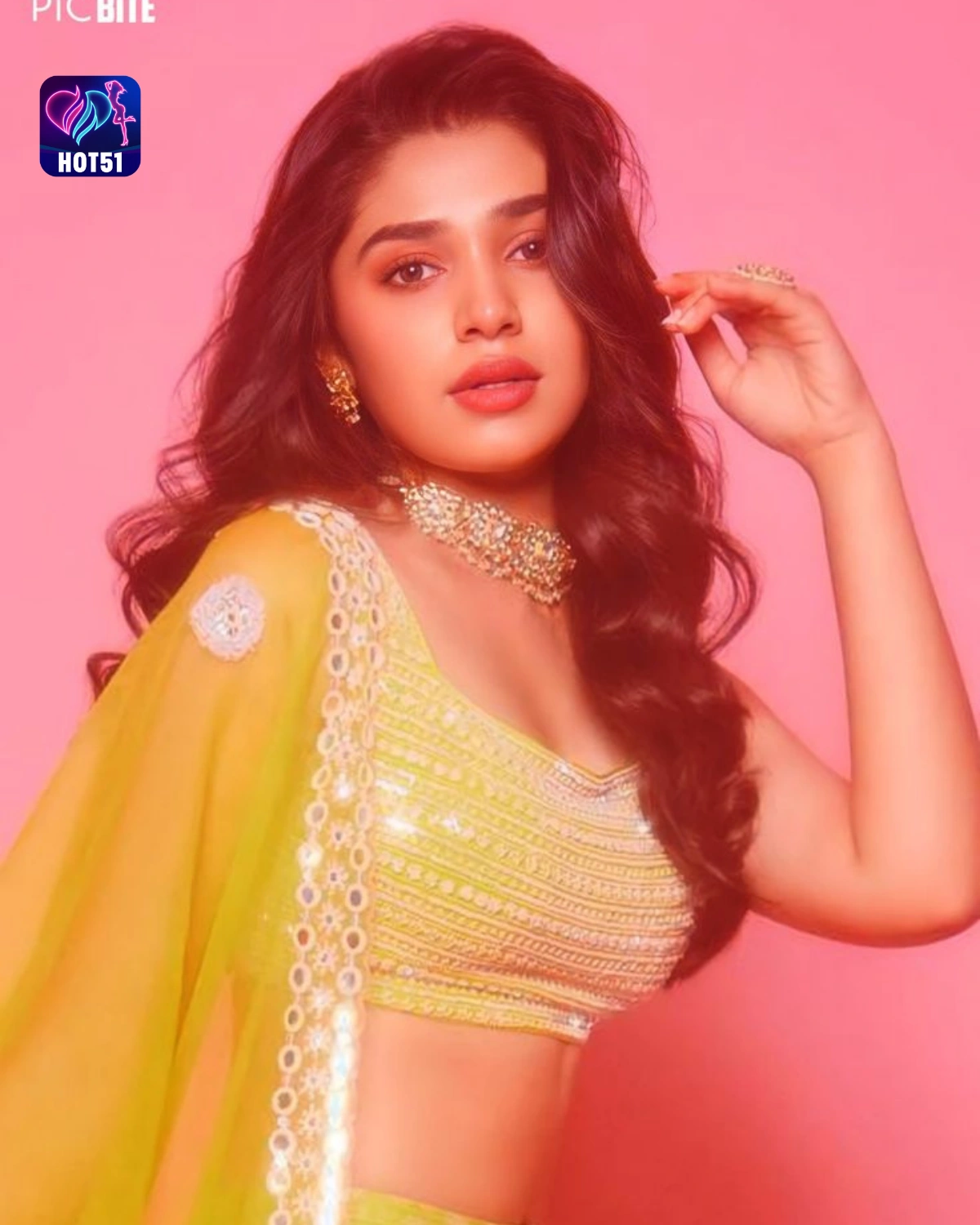 Read more about the article Beautiful Krithi Shetty Stunning Photos on HOT51 A Visual Delight