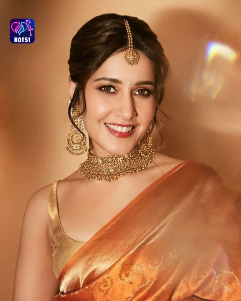  Raashi Khanna's Stunning Photos on HOT51 Platform