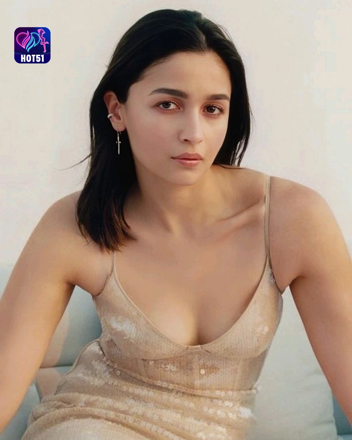 You are currently viewing Beautiful Stunning Alia Bhatt Photos Featured on HOT51