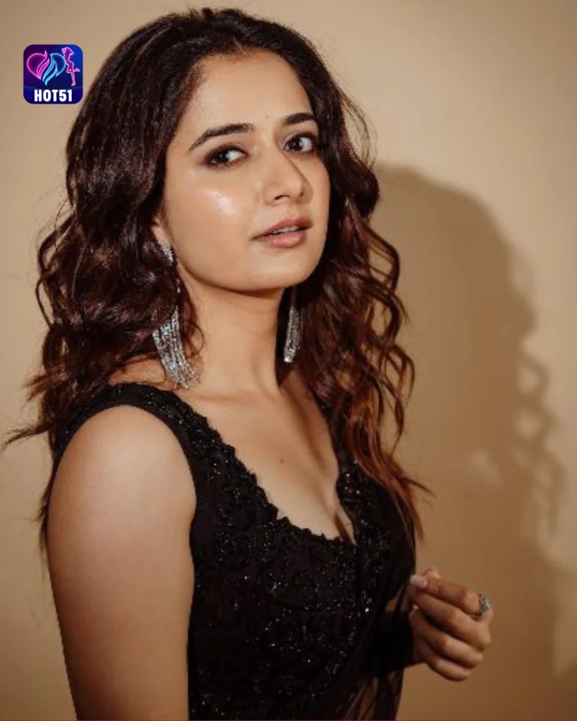  Stunning Ashika Ranganath Photos on HOT51 A Glimpse 