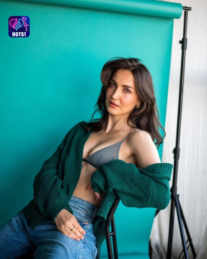  Stunning Ellie Avram Photos on HOT51 A Visual Treat 