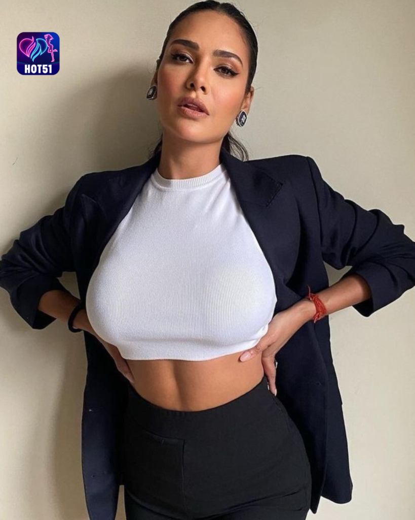 Stunning Esha Gupta Photos on HOT51 You Must See