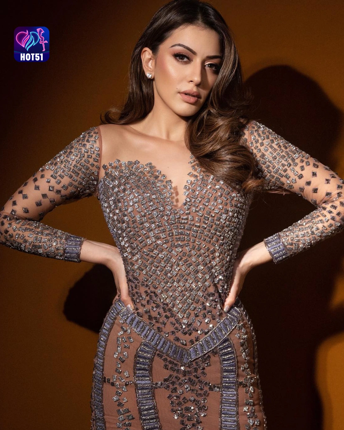 You are currently viewing Beautiful Stunning Hansika Motwani Photos on HOT51 App