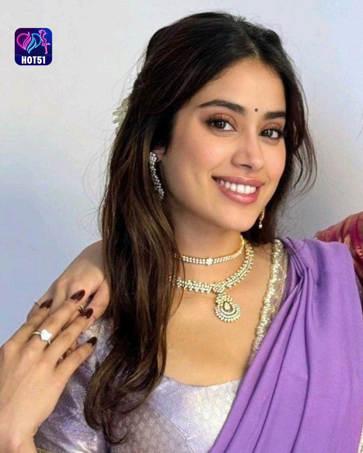 You are currently viewing Beautiful Stunning Jhanvi Kapoor Photos on HOT51  See Now