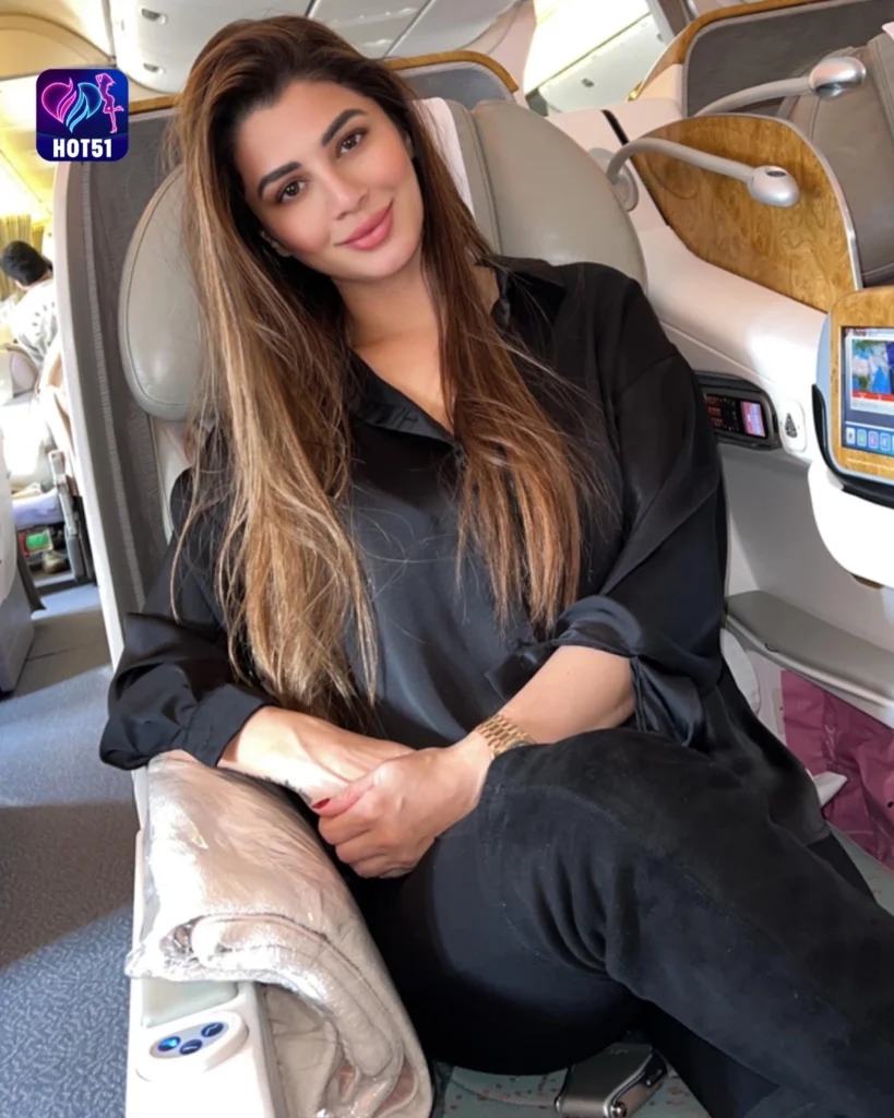 Stunning Kainaat Arora Photos Featured on HOT51