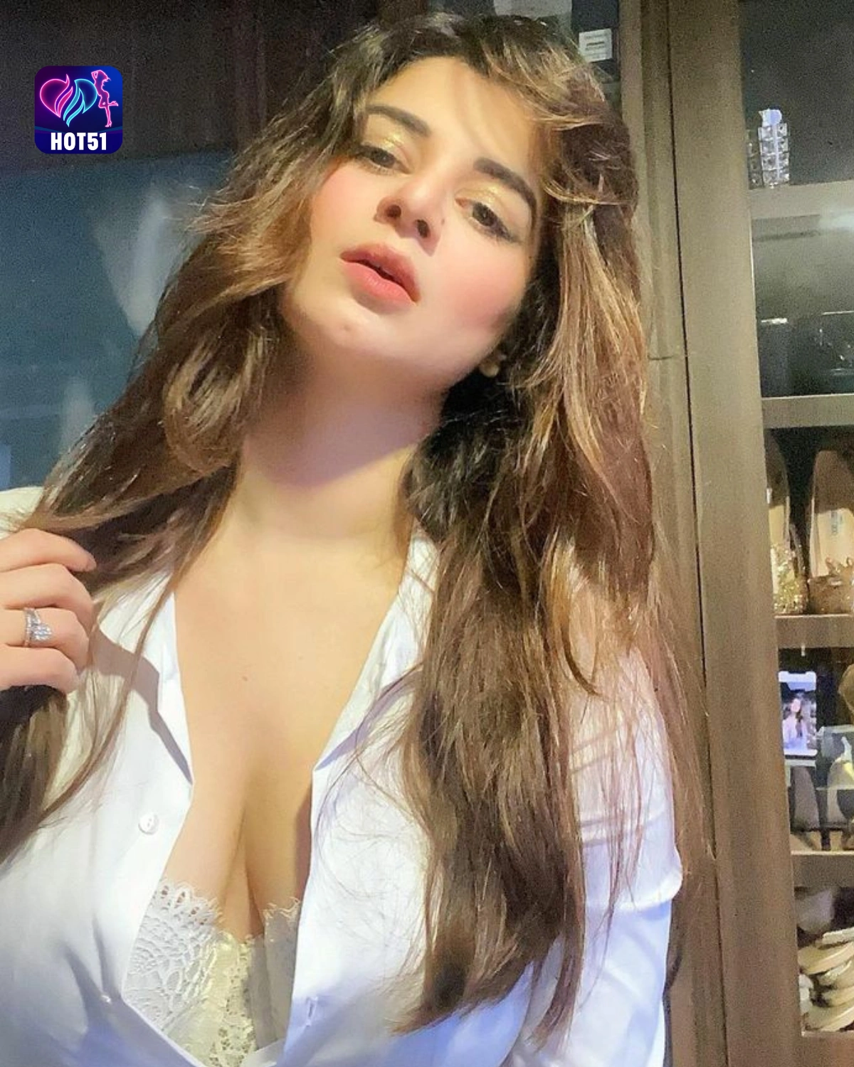 You are currently viewing Beautiful Stunning Kainaat Arora Photos on HOT51 A Glimpse