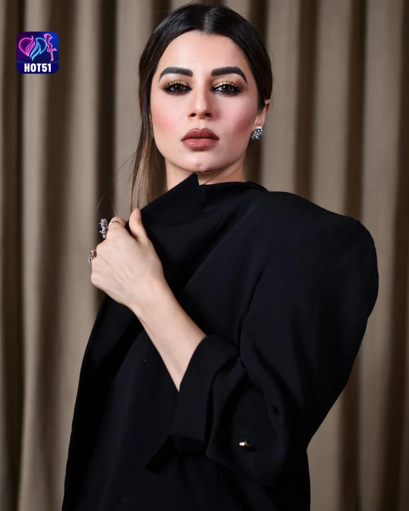 Stunning Kainaat Arora Photos on HOT51 A Visual Feast 