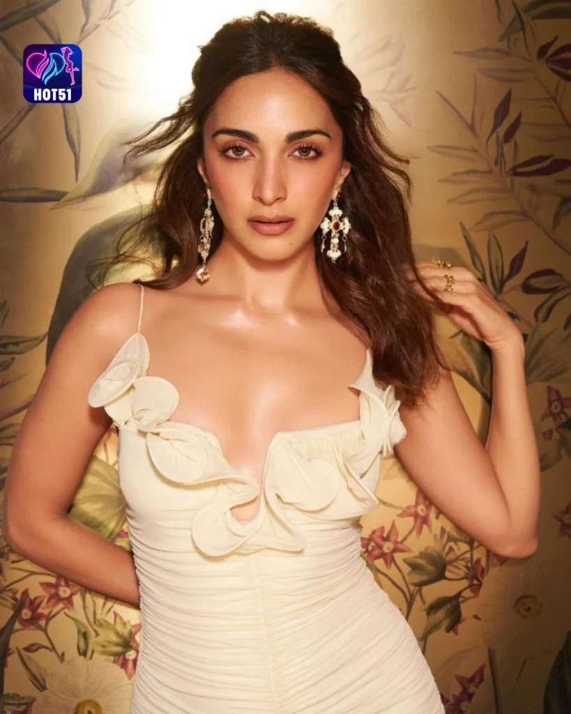 Stunning Kiara Alia Advani Photos on HOT51 App