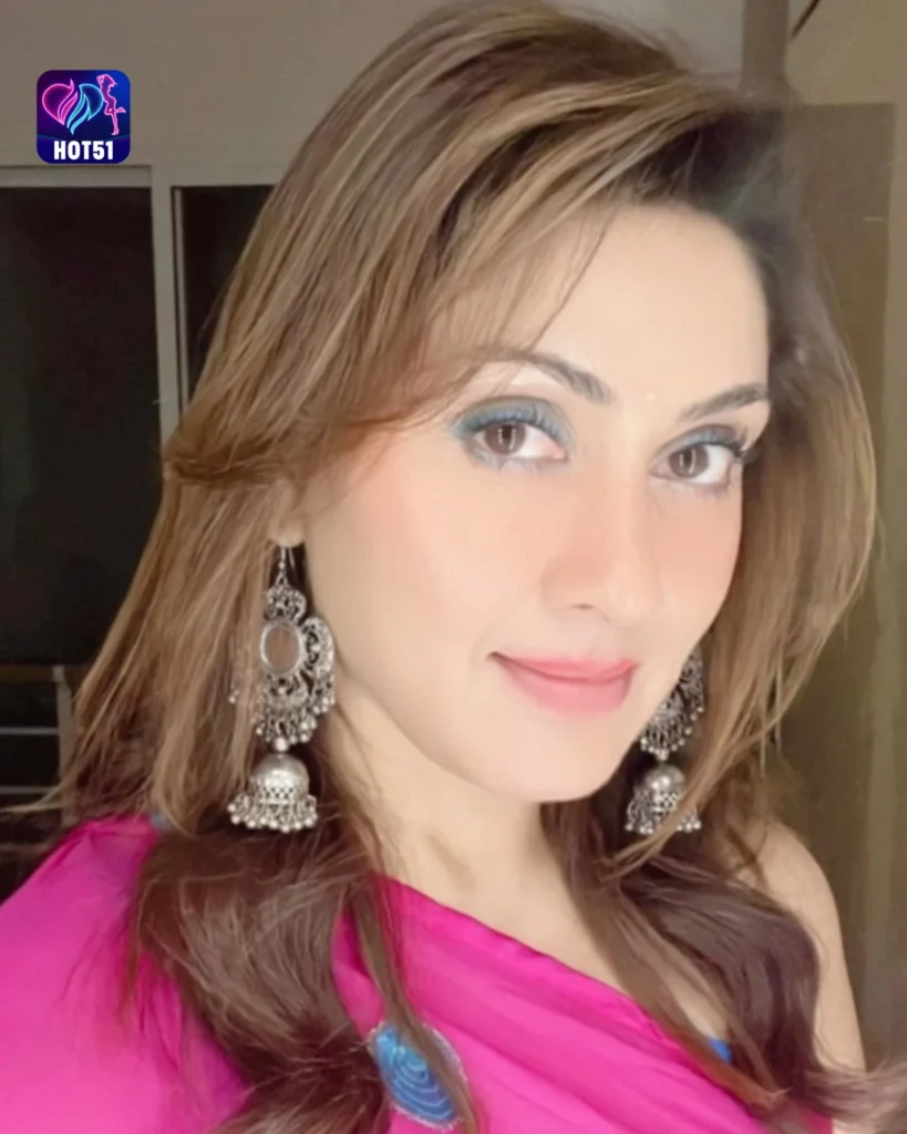  Stunning Manjari Fadnnis Photos Featured on HOT51