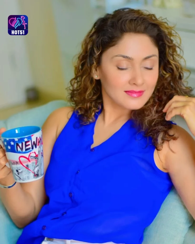  Stunning Manjari Fadnnis Photos Featured on HOT51