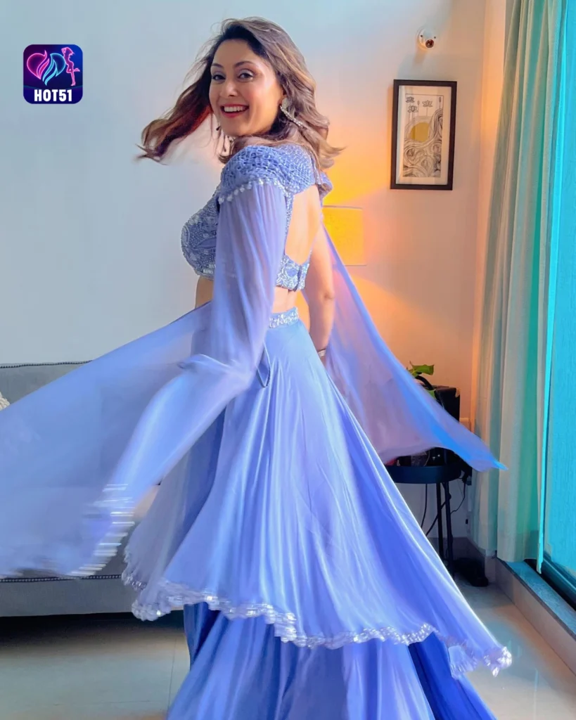 Stunning Manjari Fadnnis Photos on HOT51