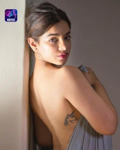 Read more about the article Beautiful Stunning Nidhi Singh Photos on HOT51 Live App