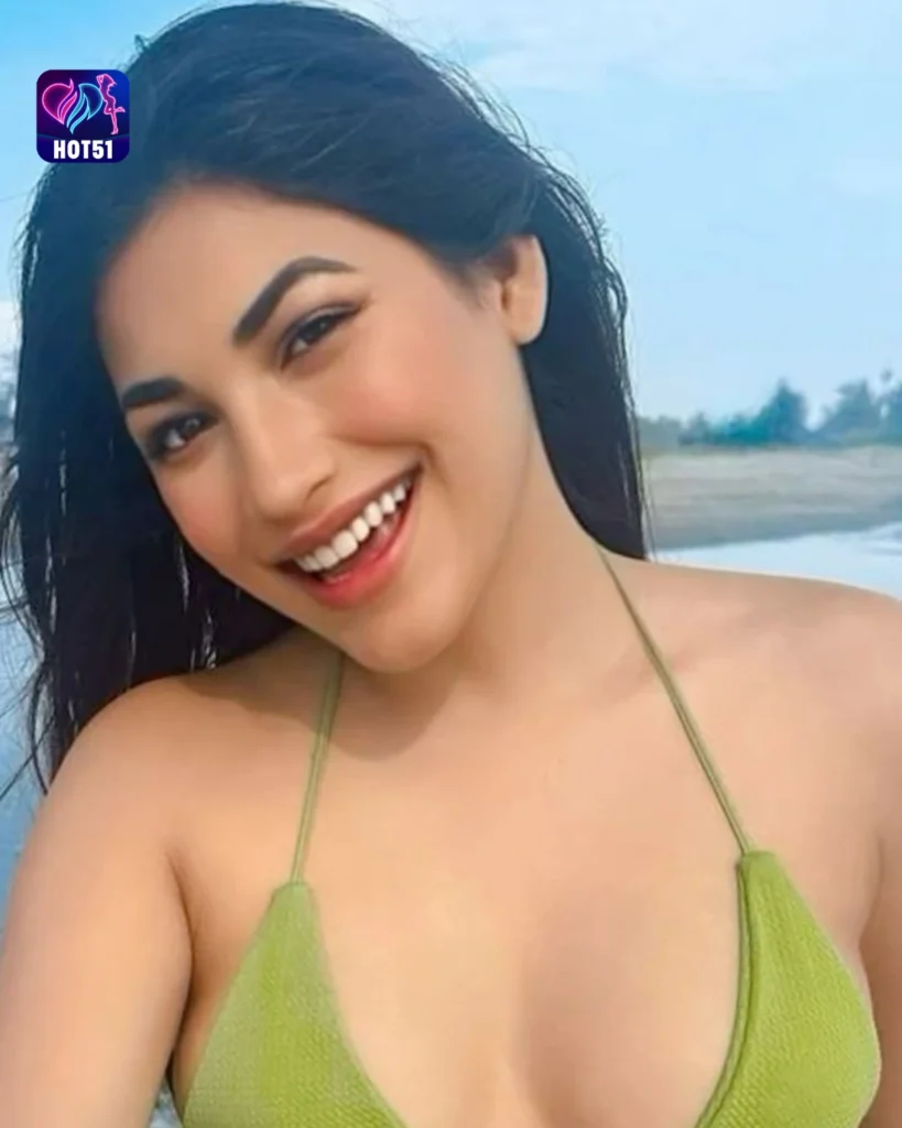 Stunning Shivani Singh Photos on HOT51 - DSC Girl Live 