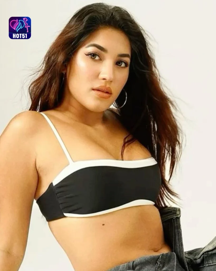 Stunning Shivani Singh Photos on HOT51 - DSC Girl Live 
