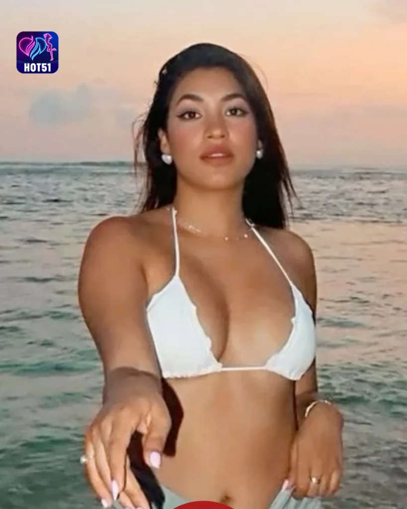 Stunning Shivani Singh Photos on HOT51 - DSC Girl Live 