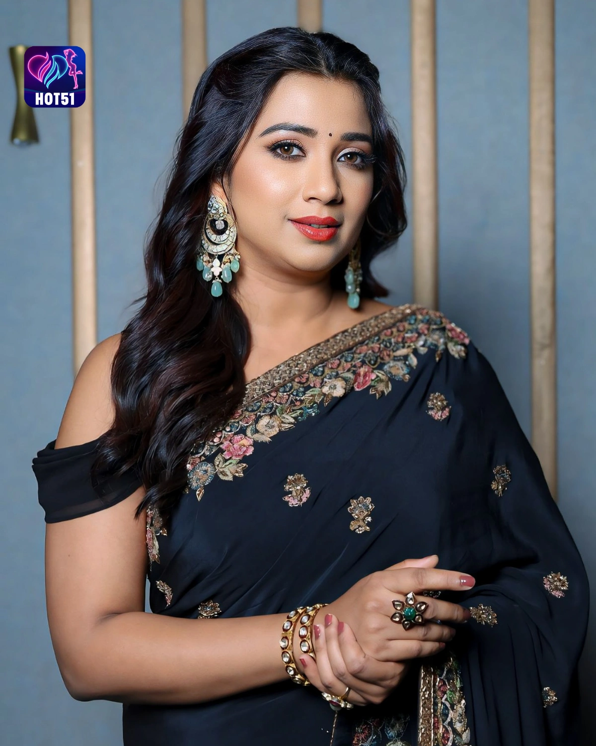 You are currently viewing Beautiful Stunning Sunidhi Chauhan Photos on HOT51 App A Delight