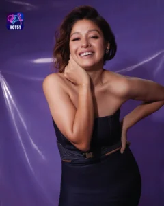 Read more about the article Beautiful Stunning Sunidhi Chauhan Photos on HOT51 Mod APK