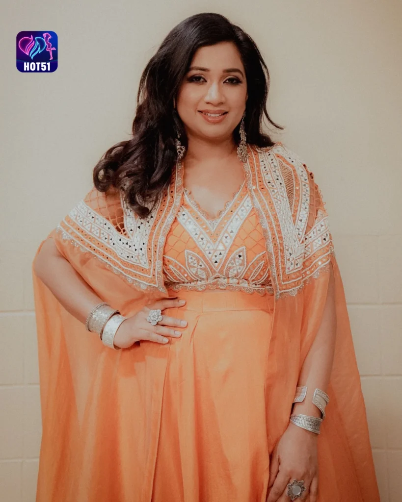 Sunidhi Chauhan's Stunning Photos on HOT51
