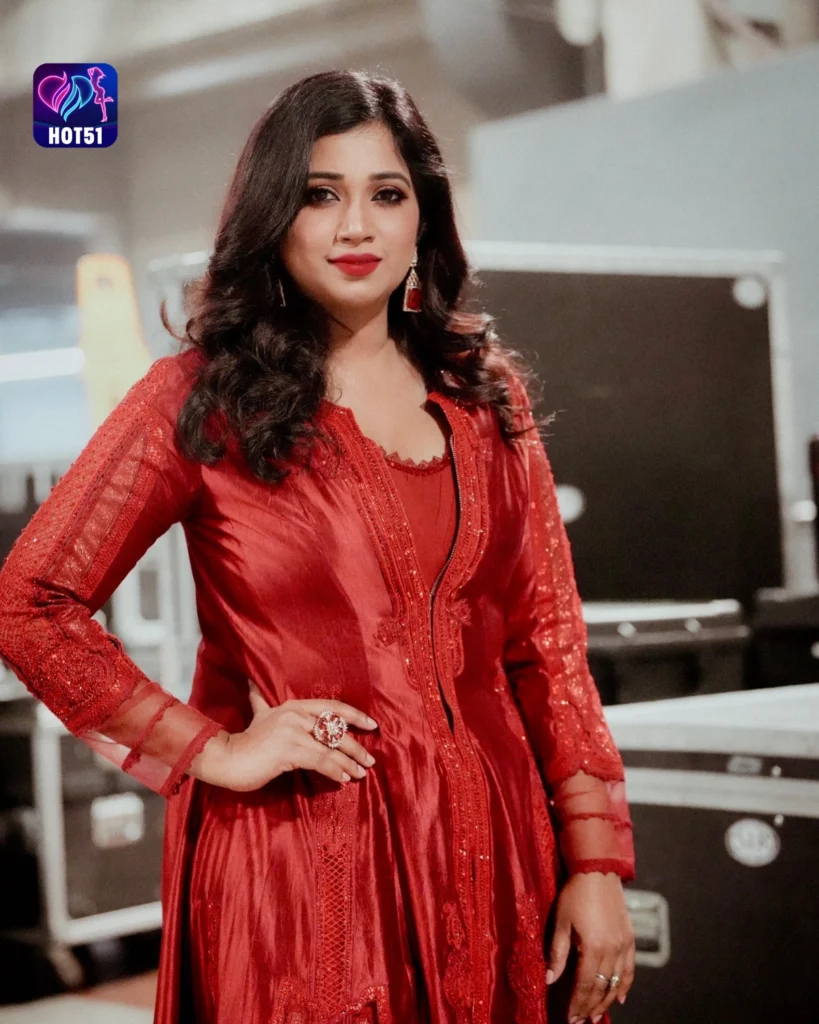 Sunidhi Chauhan's Stunning Photos on HOT51 