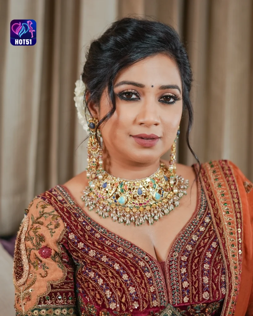 Sunidhi Chauhan's Stunning Photos on HOT51 